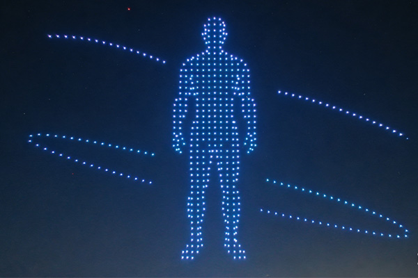 无人机演出：城市夜空的数字艺术与品牌传播新方式